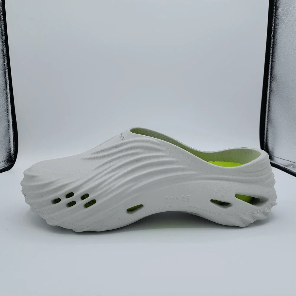 Crocs‎ Echo Wave Mens Size 12 Atmosphere Lime Punch Clog 210521-1FT NEW w/ Tag